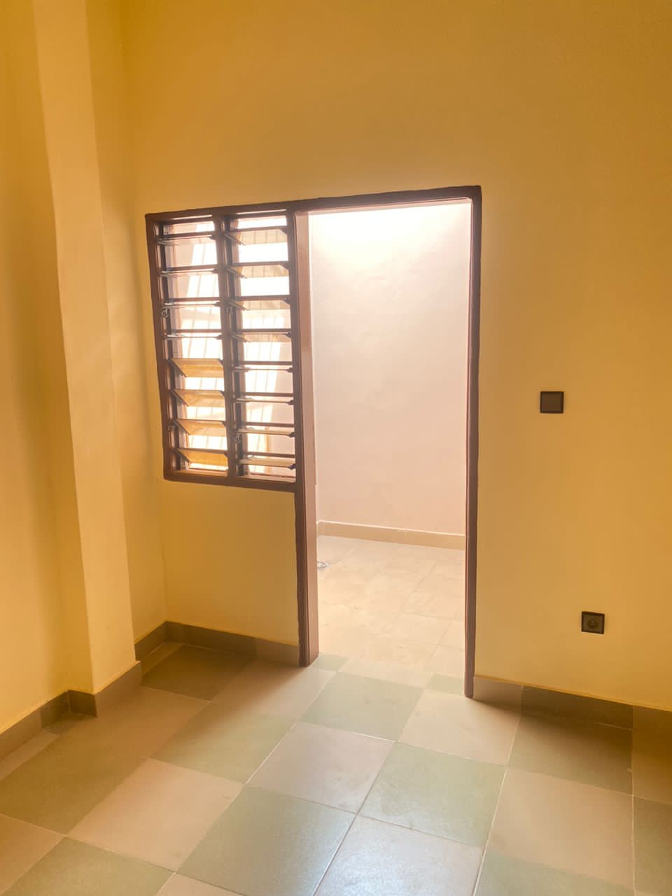 salon d'un appartement en vente